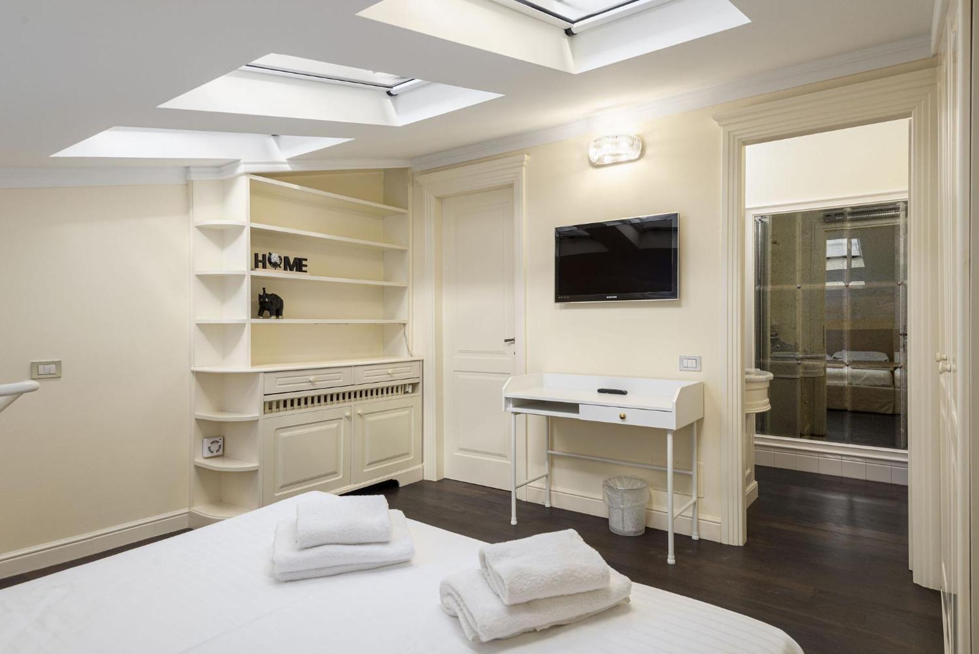 Unyca - Luxury Central Suite Флоренція Екстер'єр фото
