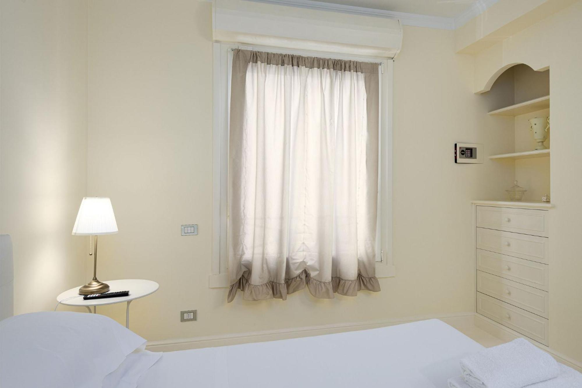 Unyca - Luxury Central Suite Флоренція Екстер'єр фото